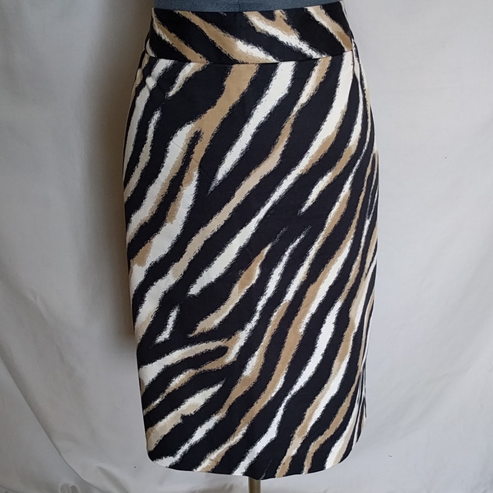 Gorgeous Talbot's pencil skirt